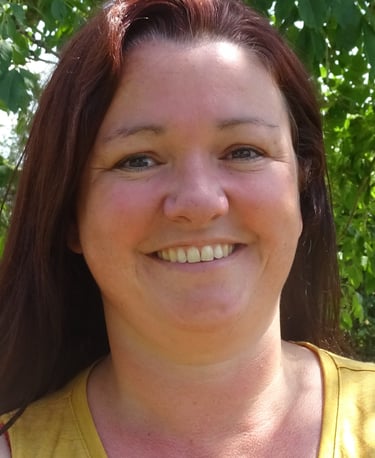 Jennyfer Spécialiste en Shiatsu et Sophrologue loire atlantique
