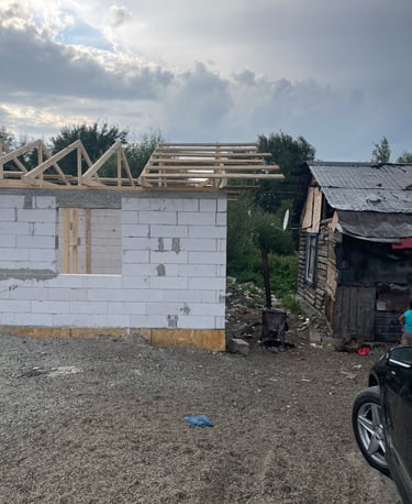 Taket ferdigstilles.