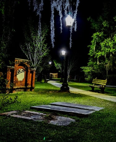 Colonial Park Cemetery Savannah Georgia | Spirit Xperience, LLC