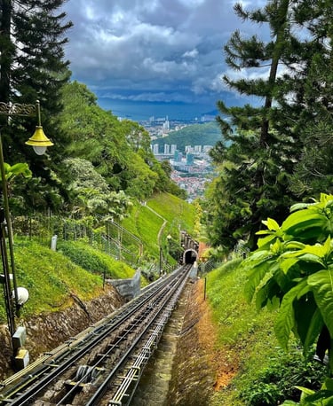 penang hill funicular railway train