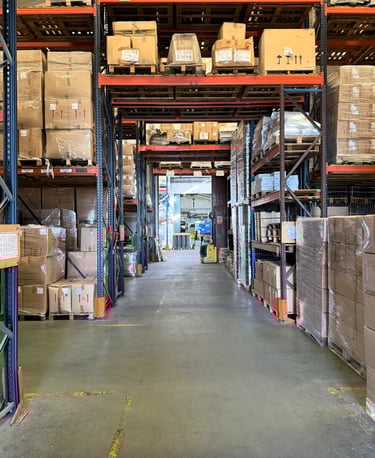 almacén fábrica de plásticos