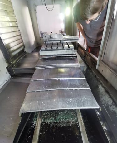naprawa osłony, osłona maszyny cnc, frezarka