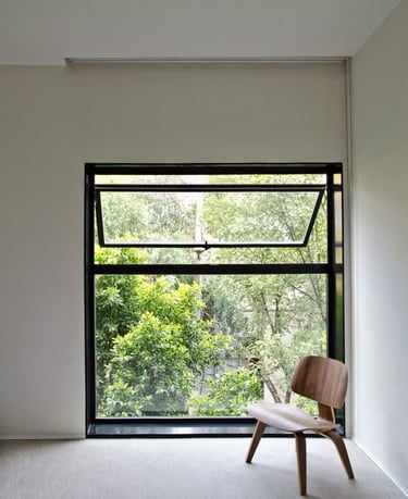 pvc pencere sistemiyle yalıtımı artırılmış iç mekan