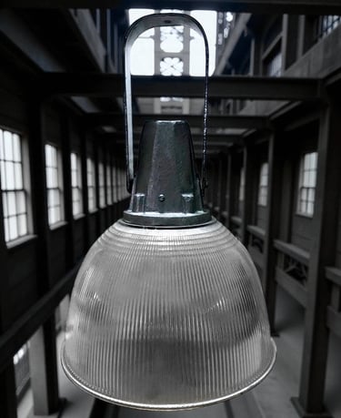 Campana acrilico 12" base colgante para foco led 