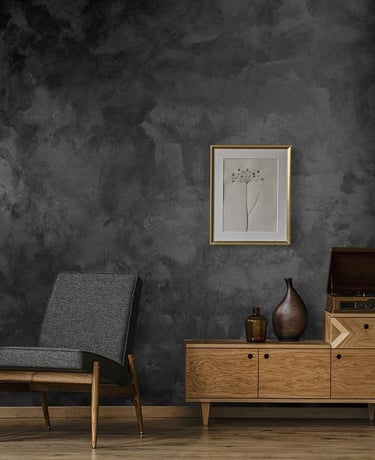 pürüzsüz alçı yüzey üzerine uygulanmış iç cephe boyası