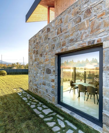 taş ev dış mekân duvar kaplama çalışması