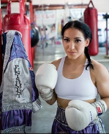 La Alacrana Sindy Amador Riverside womens boxing Durango Mexico