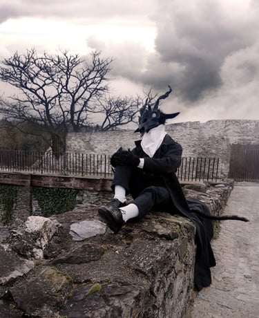 Vladdi Cosplay: Sensei & Shiva (Siúil, a Rún)