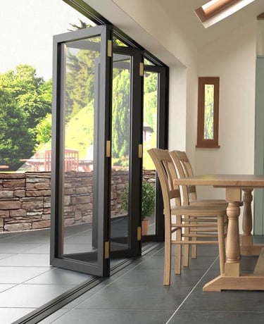 pvc pencere uygulaması sonrası aydınlık iç mekan