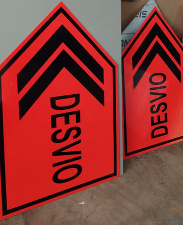 señales en sustrato de aluminio