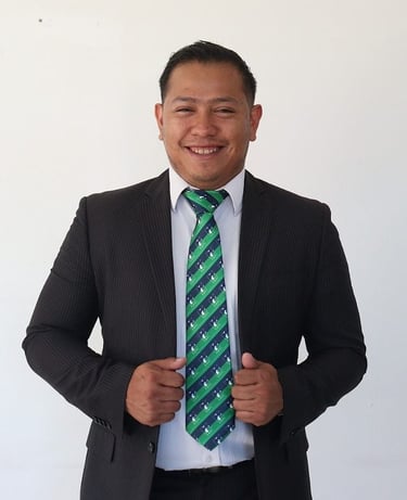 "Listo para conquistar el mercado inmobiliario 🏡💼💚.