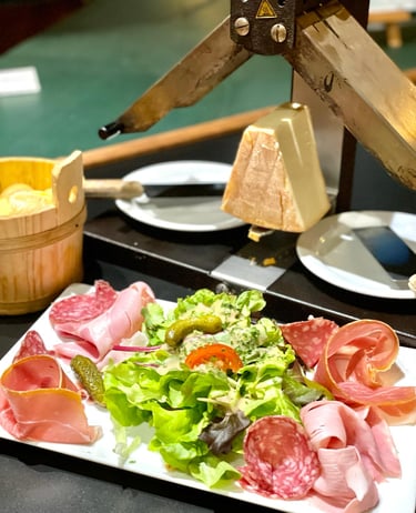 Traditional raclette