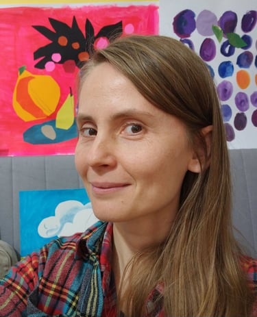 a woman in a plaid shirt and plaid shirt