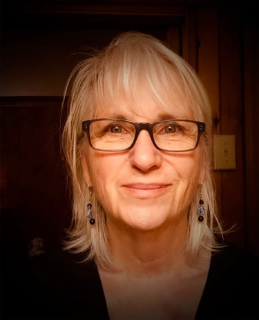 Artist Lynn Ellis