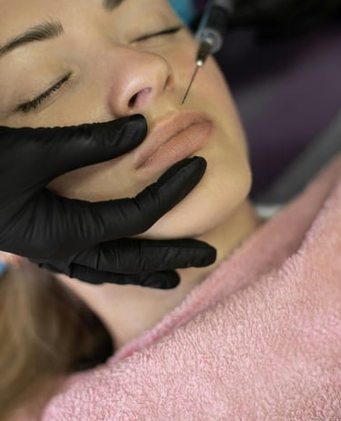 Botox e preenchimento labial.
