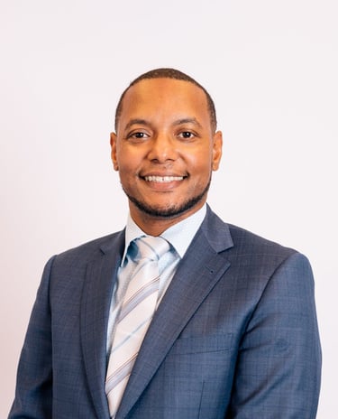 professional picture of middle aged male in suit