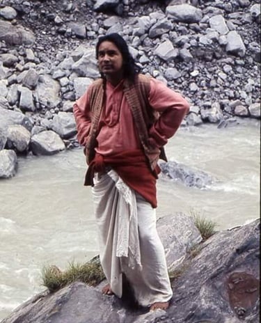 Babaji al fiume Gotam Ganga