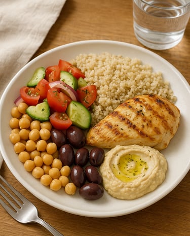 Une assiette méditerranéenne composée