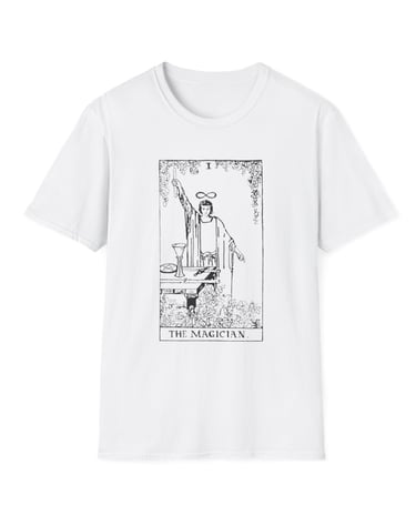 black and white the magicain tarot t-shirt