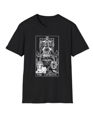black and white the chariot tarot t-shirt