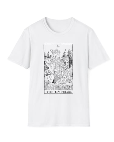 black and white the empress tarot t-shirt