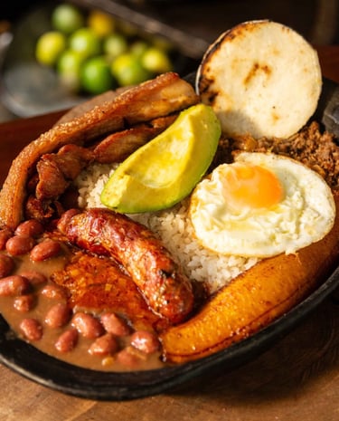 Bandeja Paisa El Hato de Evelio
