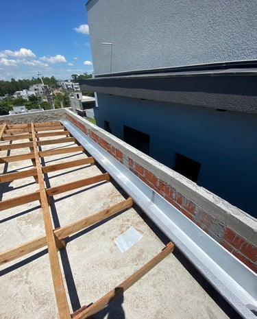 Telhados metálicos reformados no bairro Sarandi Porto Alegre