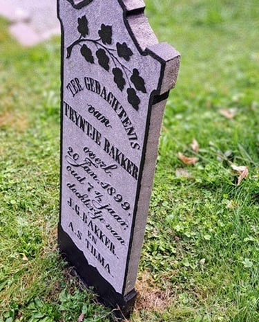 een hersteld grafmonument uit Wieuwerd door grafzorg Memoriam