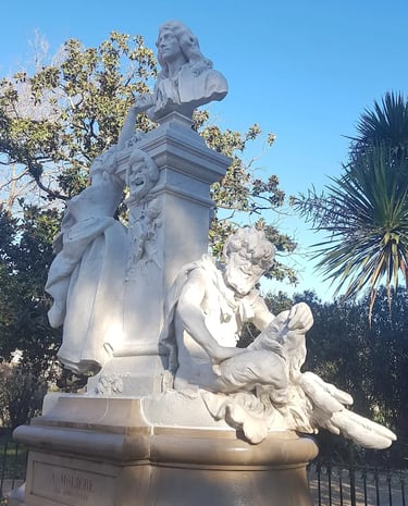 Statue de Molière - taille de pierre - Pézenas - Hérault 