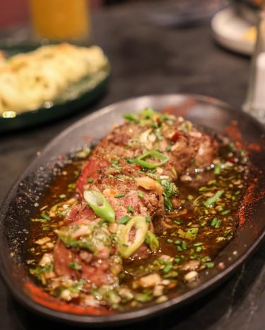 Viande halal assaisonné et préparé maison au restaurant La Parisienne à Nîmes