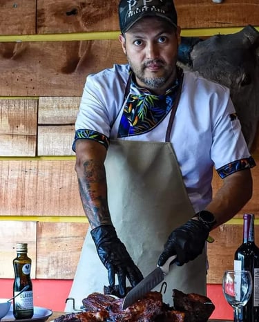 excelente Trabajo del chef en candelabro parrilla