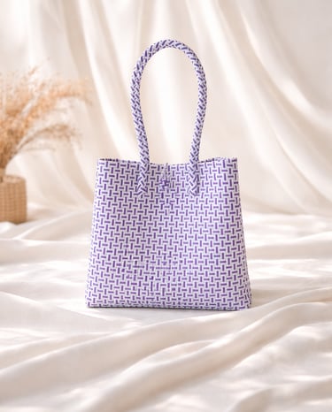 Tas anyaman plastik jali jali warna putih ungu handmade, tas anyaman unik buatan UMKM lokal