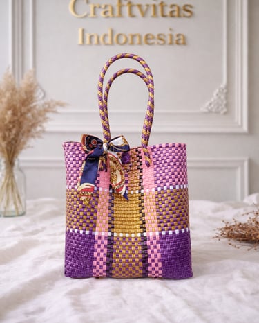 Tas anyaman plastik motif batik ungu kuning pink handmade Craftvitas Indonesia