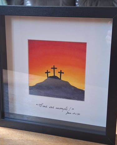 aquarelle de paques encadrée avec trois croix et le verset : Tout est accompli !