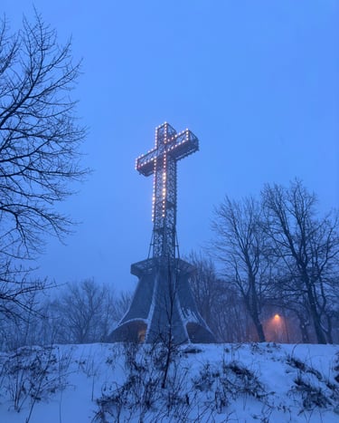 the Mount Royal Park cross