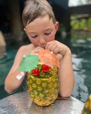 hotel los lagos kids drinks and food