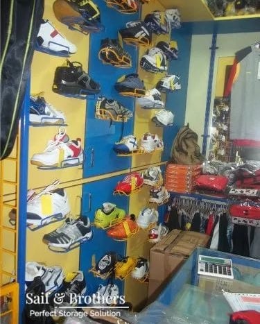 display counter for shoes and accessories