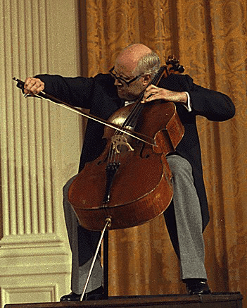 Rostropovich using long endpin