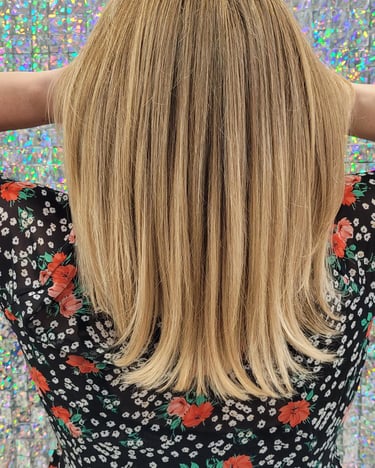 Straight golden blonde hair