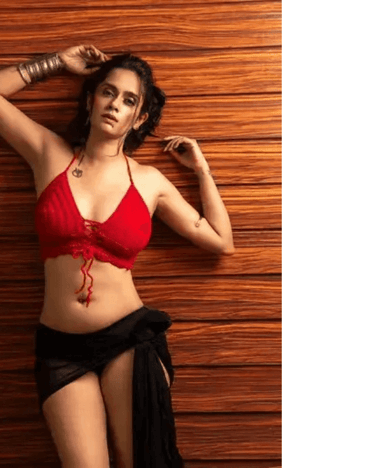 Nancy S: The Crochet Designer Behind "KAURE" and "Hook me Up"