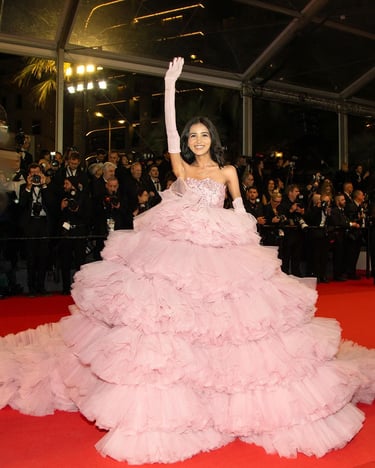 https://www.india.com/women/a-cannes-2024-story-meet-nancy-tyagi-the-girl-who-walked-in-a-self-stitc