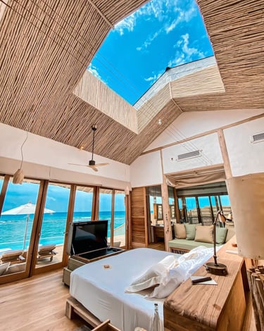 soneva-fushi-maldives-overwater-villa-bedroom