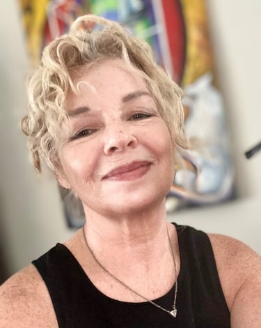 Artist psychic tarot card reader in Los Angeles Maya Britan