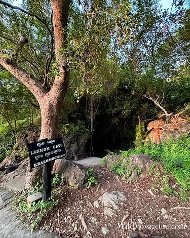 Entrée de la Killing cave de Phnom Sampov, Battambang, Cambodge
