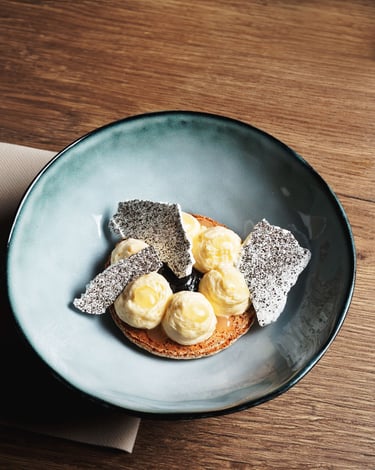 composition patissiere du restaurant du domaine terre de mistral-thlmphoto