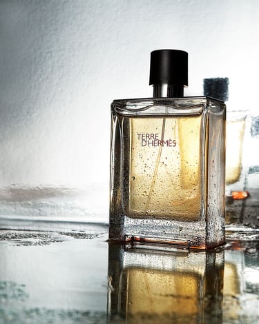 Photographie d'un flacon de parfum homme Terre d'Hermès