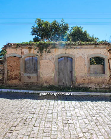 Casa histórica que é um ponto turistico em Itatiaia, distrito de Ouro Branco MG