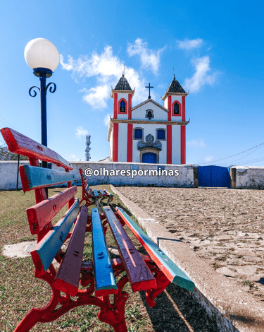 Igreja de Nossa Senhora do Prazeres, a Matriz de Lavras Novas, MG