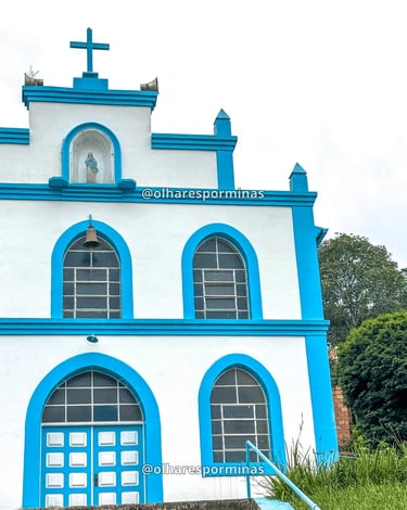 Detalhe da fachada da Igreja Nossa Senhora da Conceição em Engenheiro Corrêa, distrito de Ouro Preto