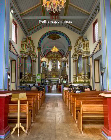 Igreja Matriz de Datas, vista interior desse ponto turistico de Minas Gerais